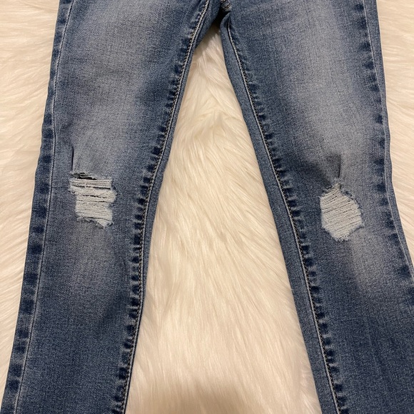 Like New! Old Navy rockstar denim jeggings 6T - Picture 6 of 6